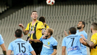 Ενας περίγυρος που βιάζεται          και έχει παράλογες απαιτήσεις