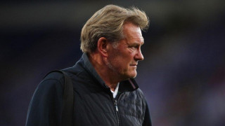 Επέμβαση στην καρδιά             για τον Γκλεν Χοντλ