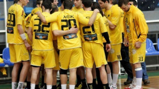 Ακάθεκτη η ΑΕΚ