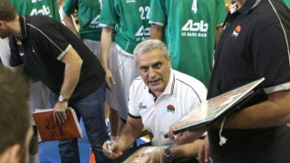 «Δεν φεύγει ο Πεδουλάκης»