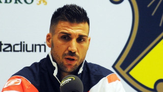 Το δέλεαρ για Σωκράτη   Φυτανίδη από... τα Εμιράτα