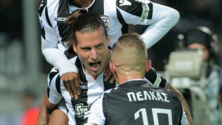 Επιστρέφει στο                     «μέτωπο»  αναθεωρώντας τα πάντα