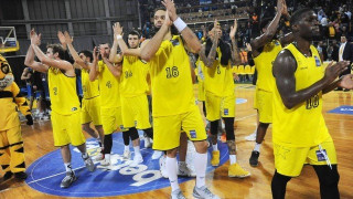 Ο Αγγέλου, ο Μπάνε και η έκτακτη            βοήθεια