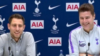 Έξαλλοι στο νησί  για το θέμα Ποκετίνο- Γιουνάιτεντ!          (Vid)