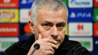 Ο Μουρίνιο εύχεται         σε πρώην προπονητή της ΑΕΚ (vid)