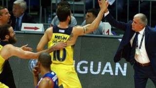 ΑΠΙΣΤΕΥΤΟ: Έβαλε 60 σερί τρίποντα στο ζέσταμα ο Μαχμούτογλου (ΒΙΝΤΕΟ)