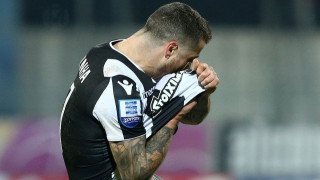 Τον ετοίμαζαν για… σφαγείο  και τους έφτυσε στα μούτρα