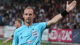 Μόνο ξένοι  διαιτητές                      στα ντέρμπι