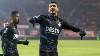 Από τα γήπεδα της ΕΠΣΜ, σκόρερ στην                          Ολλανδία