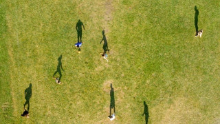 ΑΠΙΣΤΕΥΤΟ ΣΚΗΝΙΚΟ: «Όποιος συνεχίζει να παίζει καλά, δεν θα πληρωθεί»