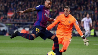 Του άνοιξαν το σπίτι την ώρα που έκανε ντεμπούτο με τη Μπαρτσελόνα