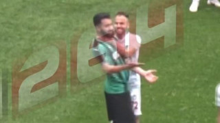 Η τουρκική ομοσπονδία έκοψε το ποδόσφαιρο στον παίκτη με το ξυράφι (v)