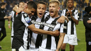 Αλύγιστος                με              παίκτες ηγέτες