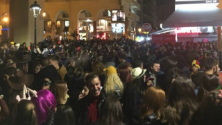 Τσικνοπέμπτη στη Θεσσαλονίκη με... ΠΑΟΚ, πυρσούς και συνθήματα (vid)