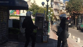 ΕΚΤΑΚΤΟ: Επεισόδια στο κέντρο του Αγρινίου μεταξύ οπαδών (pics)