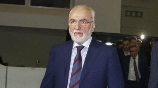 Κι       επίσημα στα χέρια του         Ιβάν Σαββίδη!