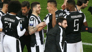 Τώρα πλέον λείπουν μόνο 14 βαθμοί  κι ας κερδίζει παντού ο Ολυμπιακός