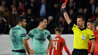 «Δεν μπορώ               να κατηγορήσω τον Σωκράτη»