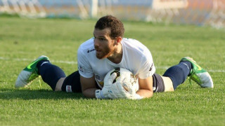 Οι δύο όψεις του ποδοσφαίρου: Από την απόγνωση      στη στήριξη