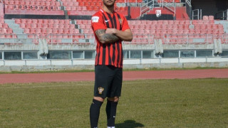 Αποδέχθηκε το challenge και πέτυχε καλάθι με το... πόδι ο Δημητριάδης!