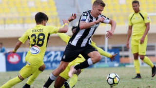 Τσολιάς ο Βέρνμπλουμ τζούνιορ                 (pic)