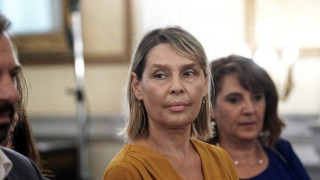 Παπακώστα για πρόστιμο 90χρονης: «Νόμιμο, αλλά θα το πληρώσουμε εμείς»