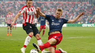 Ντε Λιχτ: «Μπορεί να πάω στην Γιουβέντους, με θέλουν πολλές ομάδες»