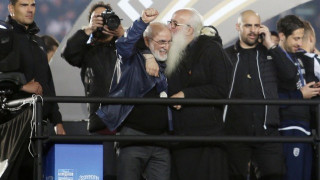 Σαββίδης: «Βαθιά υπόκλιση στα ασπρόμαυρα, όλα είναι μπροστά μας»