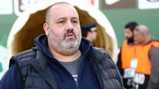 Πρόκληση Καραπαπά: «Ακόμη να δει το χέρι του Βιεϊρίνια ο Βασιλειάδης;»