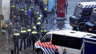 Ξύλο στους δρόμους και συλλήψεις πριν το Αγιαξ-Γιουβέντους (vid)