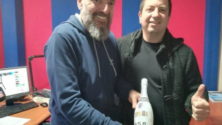 Αυτή     είναι      η    σαμπάνια των νταμπλούχων (vid)