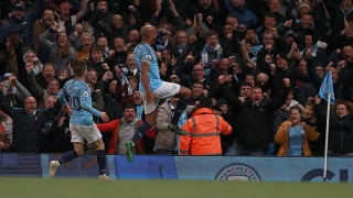 Ο «κεραυνός» - μισό πρωτάθλημα                του Κομπανί (vid)