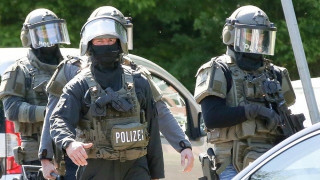 Αυτοκίνητο έπεσε σε εμπορικό κέντρο στο Αμβούργο - 9 τραυματίες