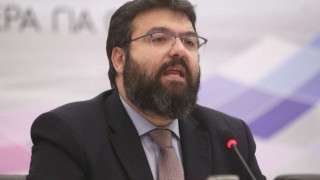 Ενας εξπέρ στην υποστήριξη  της μισής (ανώδυνης) αλήθειας