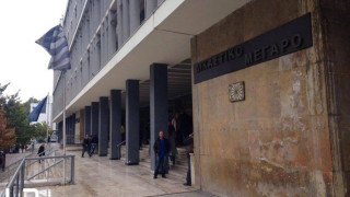 Θεσ/νίκη: Στον ανακριτή δύο άνδρες για επίθεση με μαχαίρι σε 29χρονο