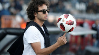 Περιμένουν               επίσημες προτάσεις για Ουάρντα